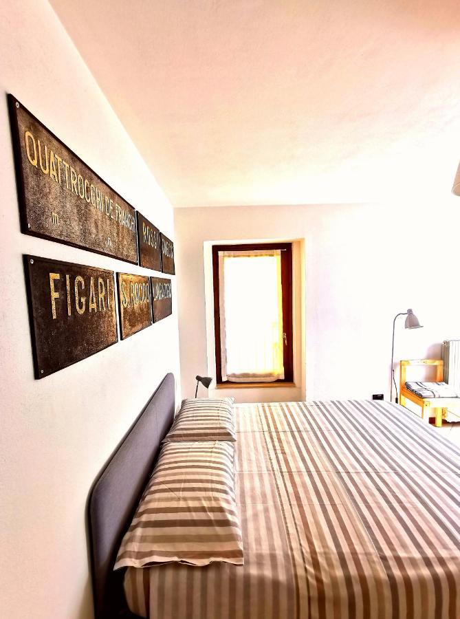 פסקיארה דל גארדה Old Town Apartment With Terrace - Live Love Lake מראה חיצוני תמונה