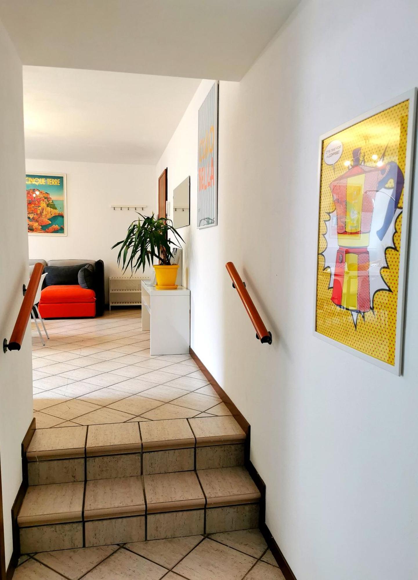 פסקיארה דל גארדה Old Town Apartment With Terrace - Live Love Lake מראה חיצוני תמונה